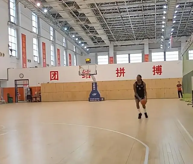 篮球训练术语大全集图片_2